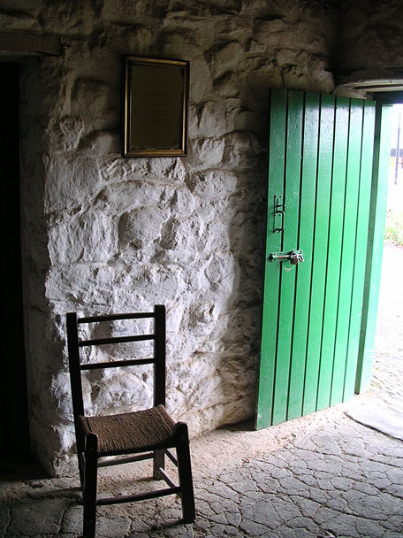 nineteenth century irish cottage